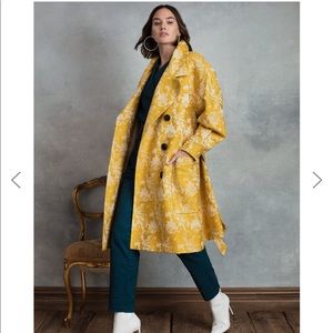 SALE: NWT Vintage inspired Yellow Jacket